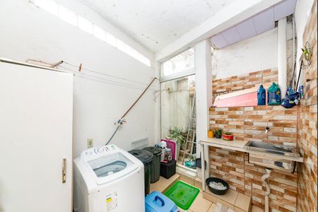 Casa à venda com 250m², 2 quartos e 1 vaga Casa à venda com 250m², 2 quartos e 1 vagaÁrea de Serviço