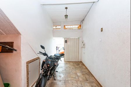 Casa à venda com 250m², 2 quartos e 1 vaga Casa à venda com 250m², 2 quartos e 1 vagaGaragem