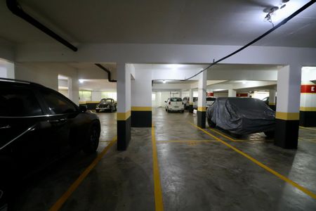 Apartamento para alugar com 158m², 4 quartos e 2 vagas Apartamento para alugar com 158m², 4 quartos e 2 vagasÁrea comum
