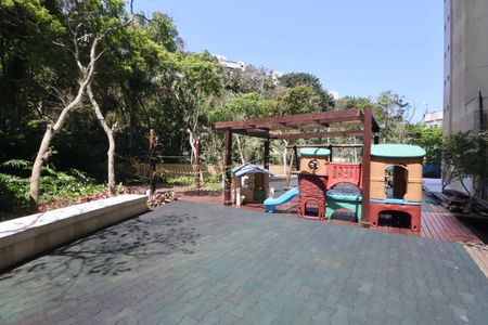 Apartamento para alugar com 158m², 4 quartos e 2 vagas Apartamento para alugar com 158m², 4 quartos e 2 vagasÁrea comum