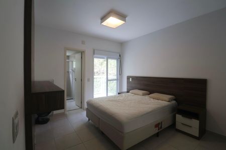 Apartamento para alugar com 158m², 4 quartos e 2 vagas Apartamento para alugar com 158m², 4 quartos e 2 vagasSuíte