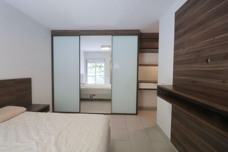 Apartamento para alugar com 158m², 4 quartos e 2 vagas Apartamento para alugar com 158m², 4 quartos e 2 vagasSuíte