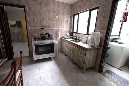 Apartamento à venda com 62m², 2 quartos e 2 vagasCozinha