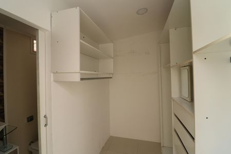 Apartamento para alugar com 288m², 4 quartos e 2 vagasSuíte 2