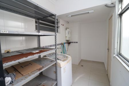 Apartamento para alugar com 288m², 4 quartos e 2 vagasÁrea de Serviço