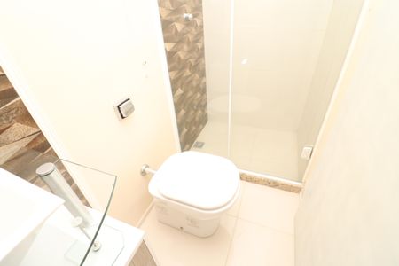 Apartamento para alugar com 288m², 4 quartos e 2 vagasBanheiro da Suíte 2