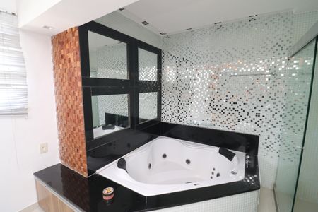 Apartamento para alugar com 288m², 4 quartos e 2 vagasBanheiro da Suíte