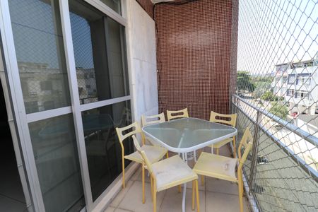 Apartamento para alugar com 288m², 4 quartos e 2 vagasVaranda
