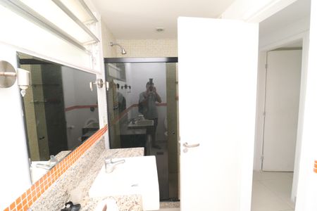 Apartamento para alugar com 288m², 4 quartos e 2 vagasBanheiro Social