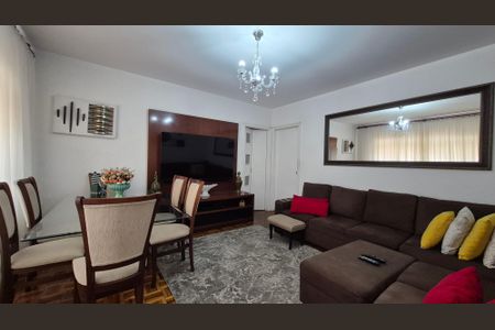Apartamento à venda com 102m², 2 quartos e 1 vaga Apartamento à venda com 102m², 2 quartos e 1 vagaSala