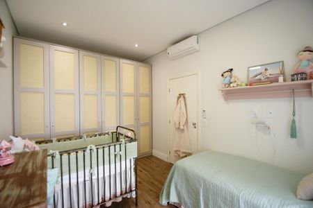 Casa à venda com 200m², 4 quartos e 2 vagas Casa à venda com 200m², 4 quartos e 2 vagasquarto 4