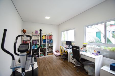 Casa à venda com 200m², 4 quartos e 2 vagas Casa à venda com 200m², 4 quartos e 2 vagasquarto 3