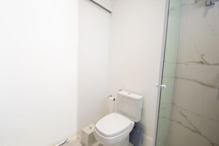 Casa à venda com 200m², 4 quartos e 2 vagas Casa à venda com 200m², 4 quartos e 2 vagasbanheiro quarto 1