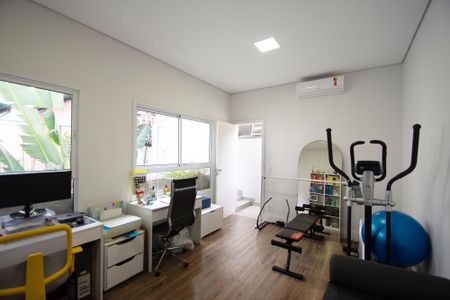 Casa à venda com 200m², 4 quartos e 2 vagas Casa à venda com 200m², 4 quartos e 2 vagasquarto 3