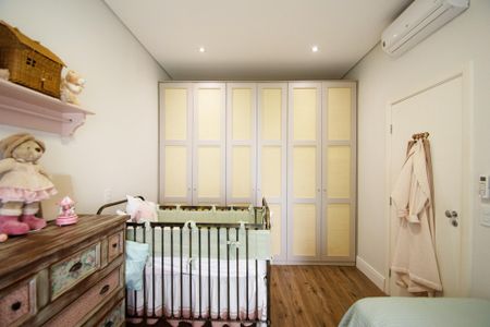 Casa à venda com 200m², 4 quartos e 2 vagas Casa à venda com 200m², 4 quartos e 2 vagasquarto 4