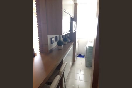Apartamento à venda com 67m², 2 quartos e 1 vagaFoto 01