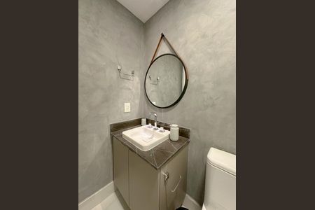 Studio para alugar com 26m², 1 quarto e 1 vaga Studio para alugar com 26m², 1 quarto e 1 vagaBanheiro