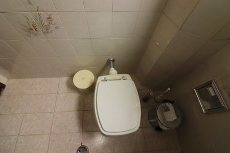 Apartamento à venda com 62m², 2 quartos e 1 vagaBanheiro Social