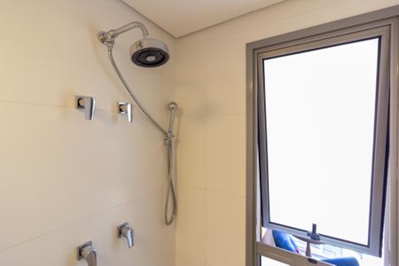 Apartamento à venda com 122m², 2 quartos e 2 vagasBanheiro da Suíte 1 