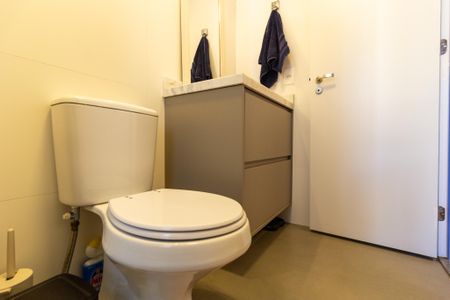 Apartamento à venda com 122m², 2 quartos e 2 vagasBanheiro da Suíte 2