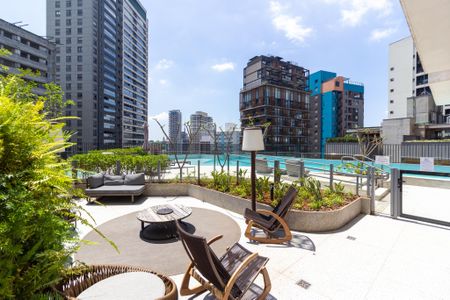 Apartamento à venda com 122m², 2 quartos e 2 vagasÁrea comum - Piscina