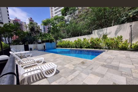 Apartamento para alugar com 125m², 3 quartos e 2 vagas Apartamento para alugar com 125m², 3 quartos e 2 vagasÁrea comum - Piscina