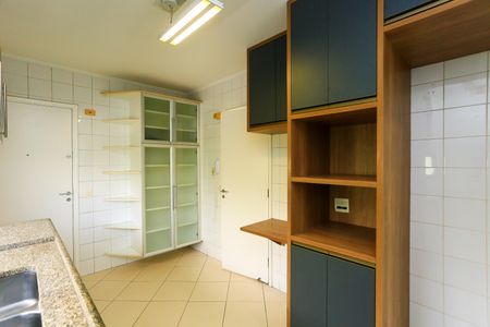 Apartamento para alugar com 125m², 3 quartos e 2 vagas Apartamento para alugar com 125m², 3 quartos e 2 vagasCozinha