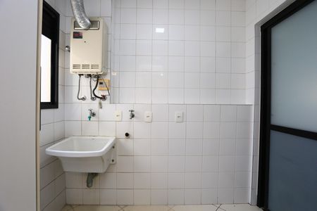Apartamento para alugar com 125m², 3 quartos e 2 vagas Apartamento para alugar com 125m², 3 quartos e 2 vagasÁrea de Serviço