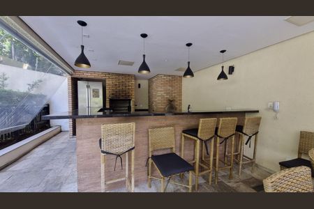 Apartamento para alugar com 125m², 3 quartos e 2 vagas Apartamento para alugar com 125m², 3 quartos e 2 vagasÁrea comum - Churrasqueira