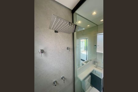 Casa de condomínio à venda com 173m², 3 quartos e 2 vagasBanheiro Cobertura