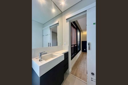 Casa de condomínio à venda com 173m², 3 quartos e 2 vagasBanheiro da Suíte 3