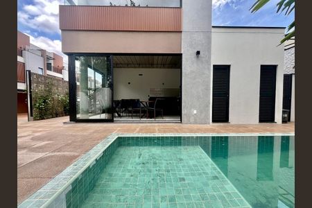 Casa de condomínio à venda com 173m², 3 quartos e 2 vagasÁrea comum - Piscina