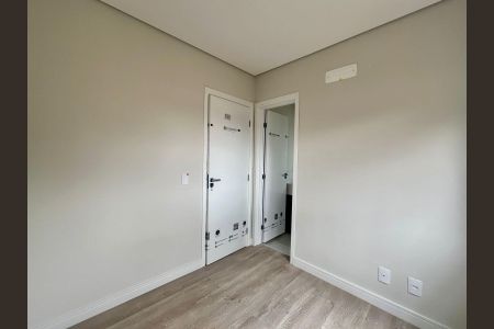 Casa de condomínio à venda com 173m², 3 quartos e 2 vagasSuíte 2