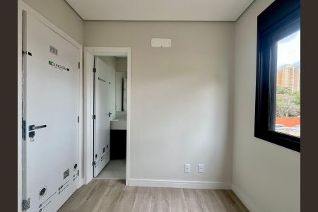 Casa de condomínio à venda com 173m², 3 quartos e 2 vagasSuíte 2