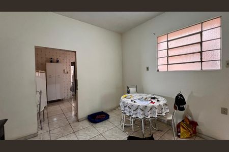 sala  de casa para alugar com 3 quartos, 360m² em Nova Vista, Belo Horizonte