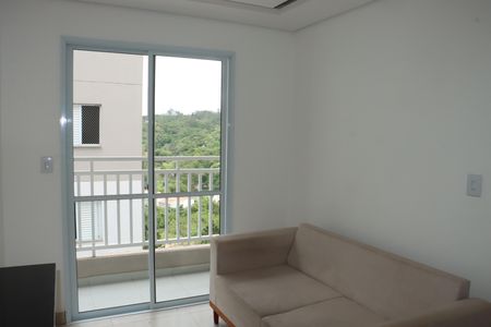 Sala de apartamento para alugar com 2 quartos, 45m² em Jardim Pioneira, Cotia