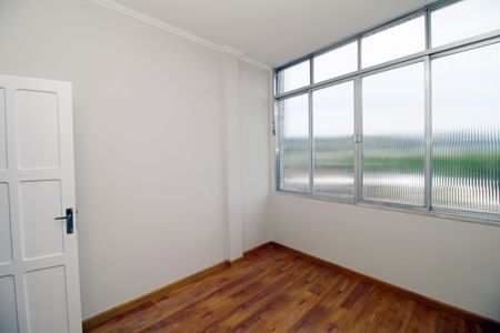 Quarto 1 de apartamento à venda com 2 quartos, 60m² em Penha Circular, Rio de Janeiro