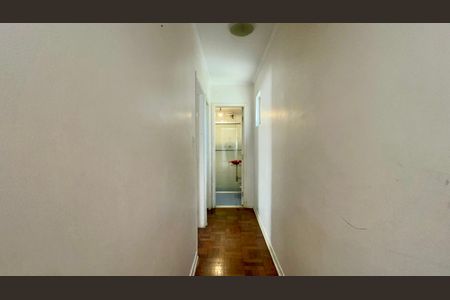 Apartamento à venda com 64m², 2 quartos e 1 vagaCorredor