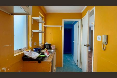 Apartamento à venda com 64m², 2 quartos e 1 vagaCozinha