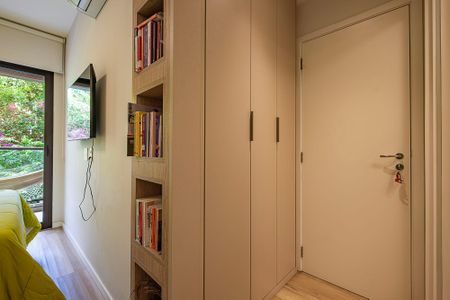 Apartamento para alugar com 70m², 2 quartos e 1 vagaSuíte 1