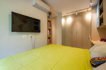 Apartamento para alugar com 70m², 2 quartos e 1 vagaSuíte 1