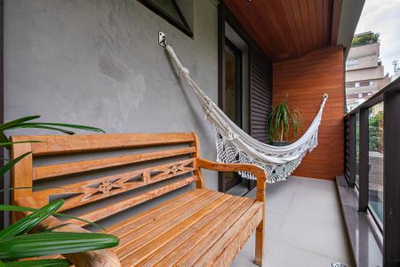 Varanda de apartamento para alugar com 2 quartos, 70m² em Vila Madalena, São Paulo