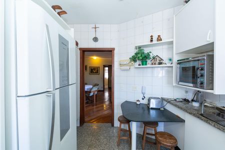 Apartamento à venda com 145m², 4 quartos e 3 vagasCOZINHA
