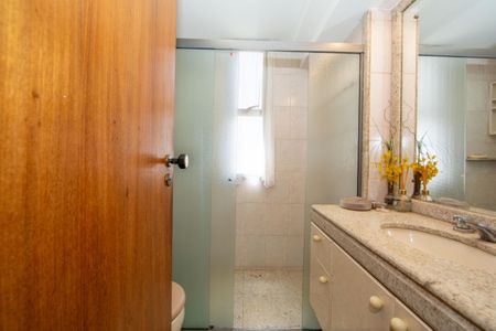 Apartamento à venda com 145m², 4 quartos e 3 vagasBANHEIRO1