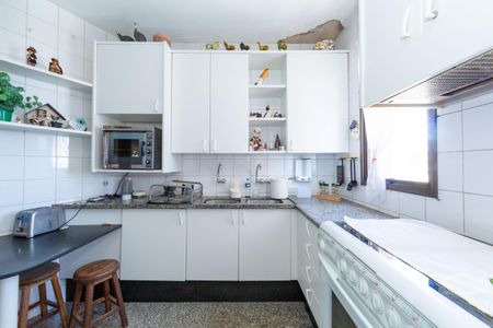 Apartamento à venda com 145m², 4 quartos e 3 vagasCOZINHA