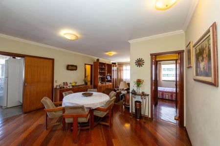 Apartamento à venda com 145m², 4 quartos e 3 vagasSALA