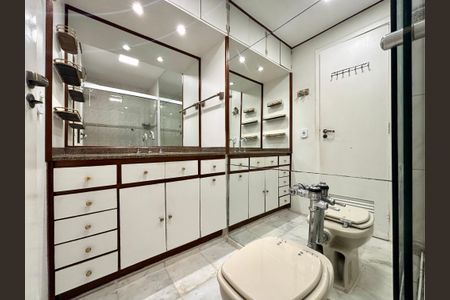 Apartamento para alugar com 115m², 3 quartos e 1 vagaBanheiro da Suíte 1