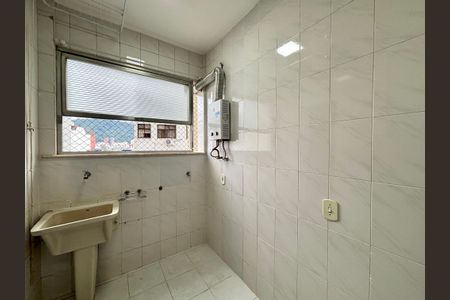 Apartamento para alugar com 115m², 3 quartos e 1 vagaÁrea de serviço