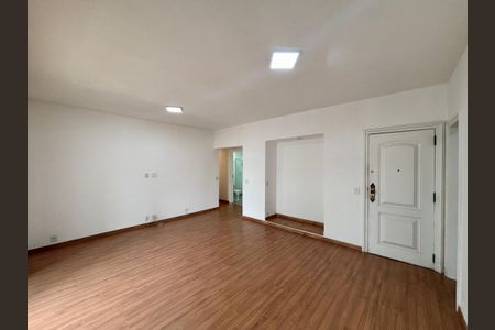 Apartamento para alugar com 115m², 3 quartos e 1 vagaSala