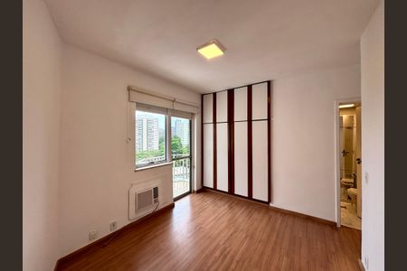 Apartamento para alugar com 115m², 3 quartos e 1 vagaSuíte